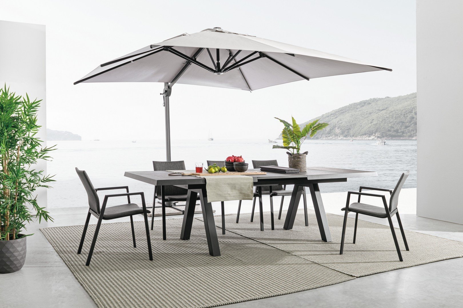Ensemble table Krion + Chaise Odeon Table extérieure - Diphano